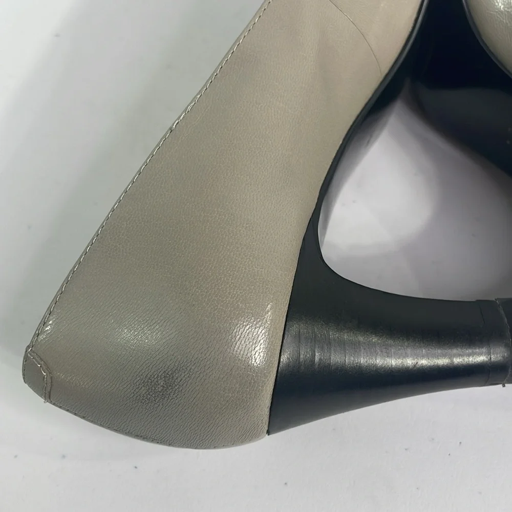 Lauren Ralph Lauren DAMARIS 802143305 gray leather pumps with silver buckle